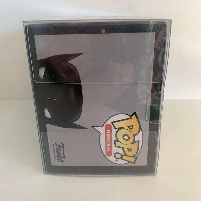 Batman First Appearance Funko pop #270, With Pop Protector