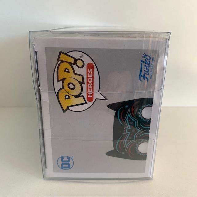 DC Super Heroes Batman Funko Pop #409 With pop protector