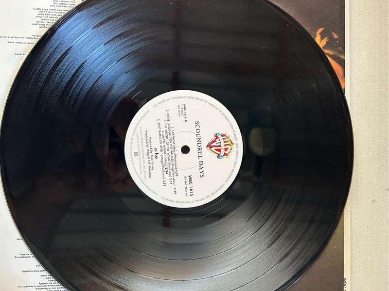 AHA - SCOUNDREL DAYS LP VINYL