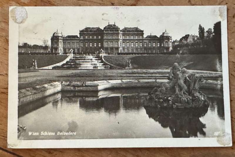 POSTCARD WIEN SCHLOSS