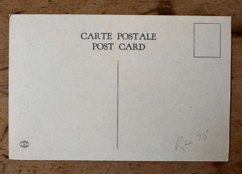 POSTCARD - ROYAL CANADIAN POLICEMAN