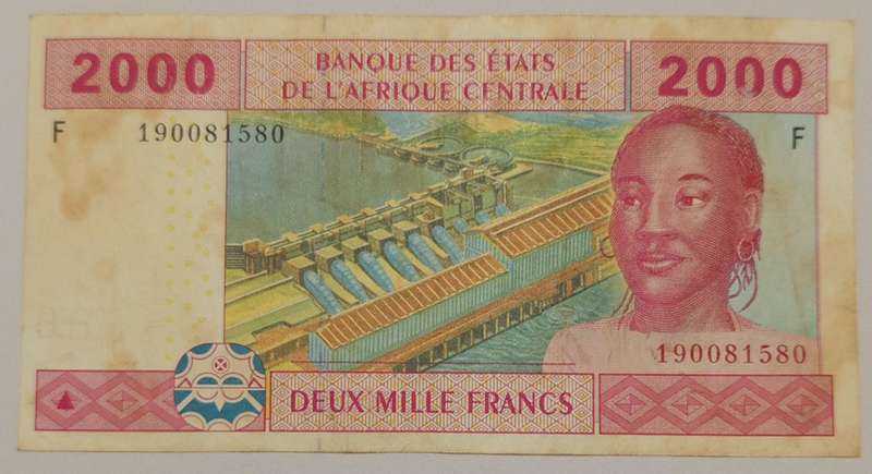 CENTRAL AFRICAN STATES 2000 FRANCS "F"