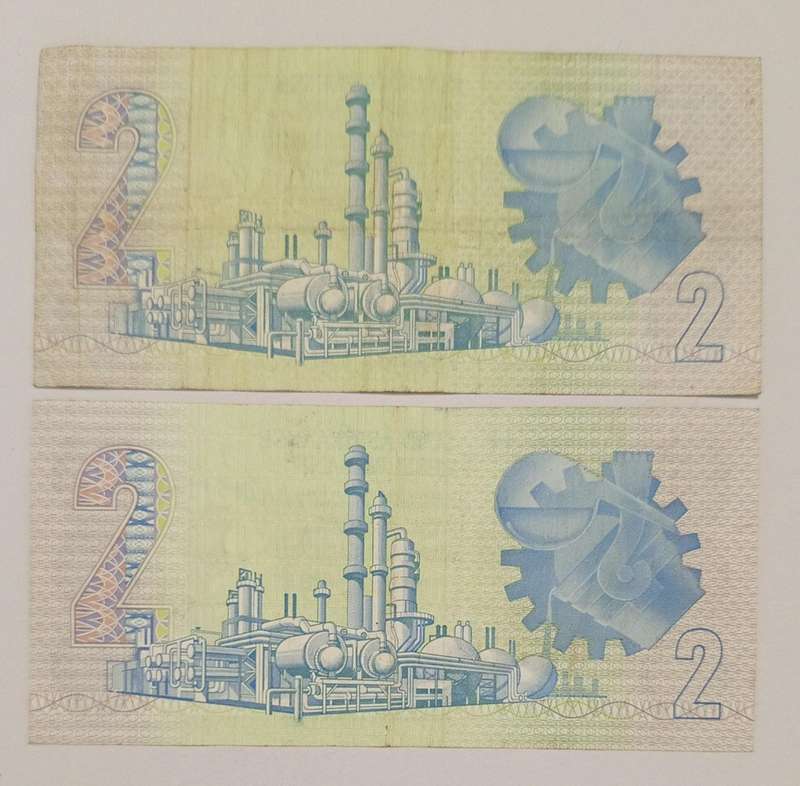 CL STALS 2 x R2 "AA" BANKNOTES