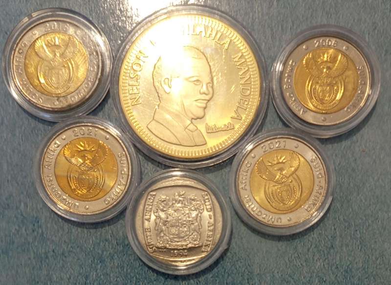 MIXED MANDELA MEDALLION & R5 COIN LOT