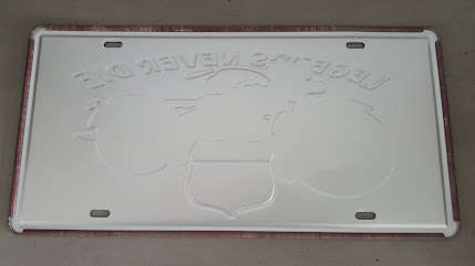 "LEGENDS NEVER DIE" Replica Memorabilia - EMBOSSED METAL HANGING SIGN "NUMBER PLATE"