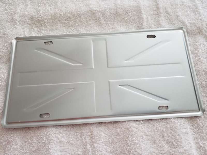 "UNION JACK"  THEMED MEMORABILIA REPRODUCTION - EMBOSSED METAL HANGING SING "NUMBER PLATE"