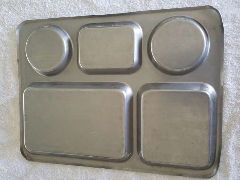 "VARKPAN" ORIGINAL OLD S.A ARMY STAINLESS STEEL MESS TRAY/DINNER PLATE