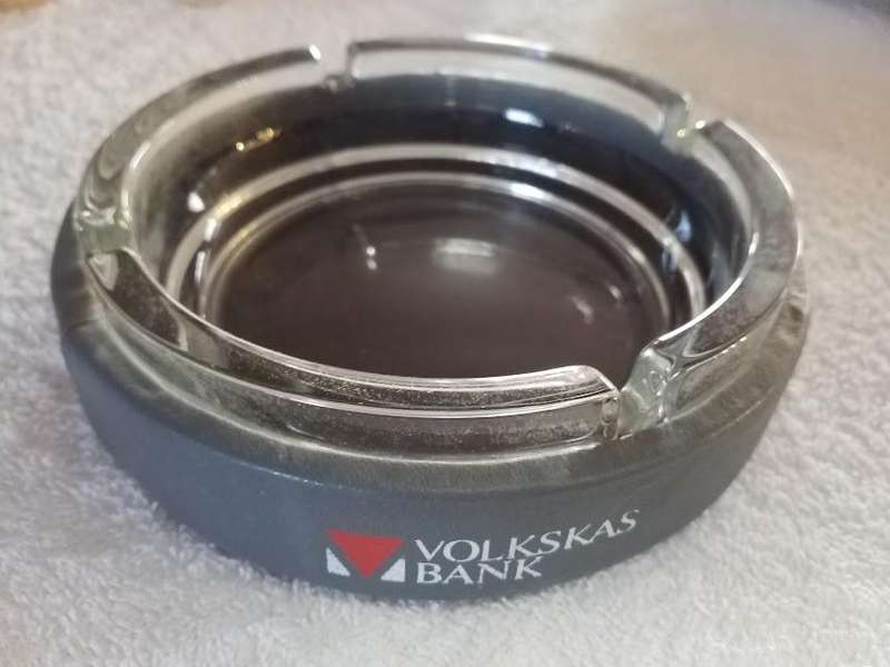 VOLKSKAS BANK MEMORABILIA - GLASS & BRANDING ASHTRAY