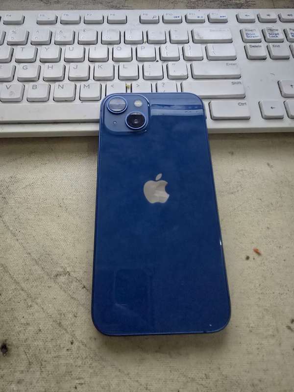 iPhone 13