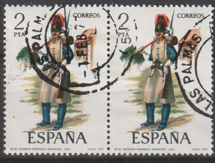 SPAIN 1977 Military Uniforms UNH SG 2442