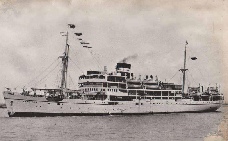 SHIPS OF THE WORLD POST CARDS DARESSA