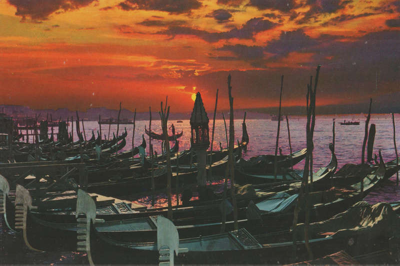 MINT POST CARD