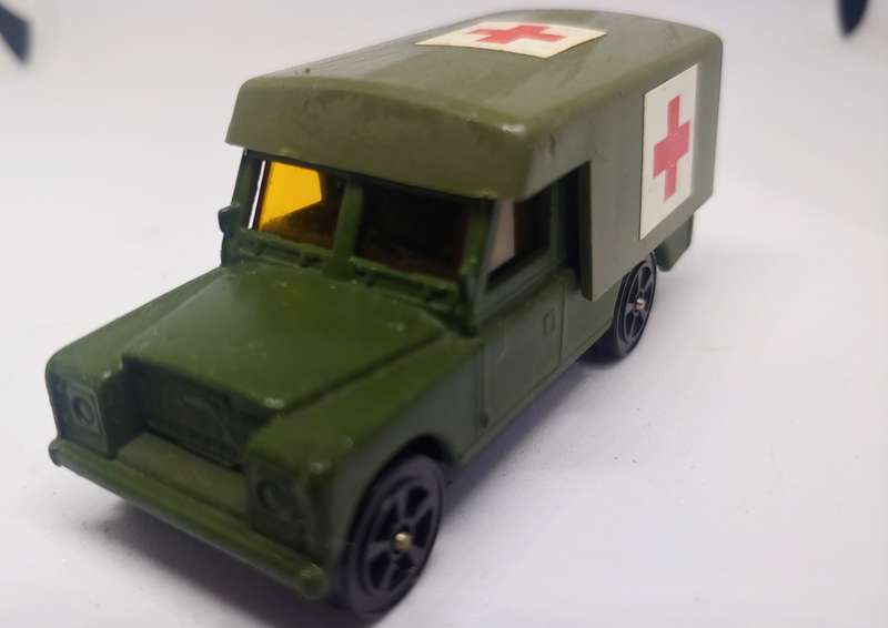CORGI JUNIORS WHIZZWHEELS LAND ROVER