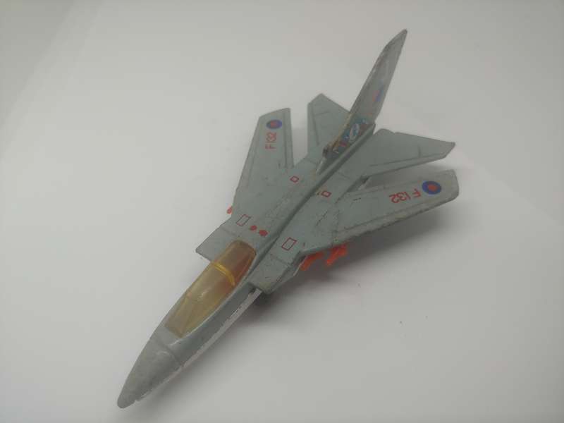 MATCHBOX TORNADO SB22