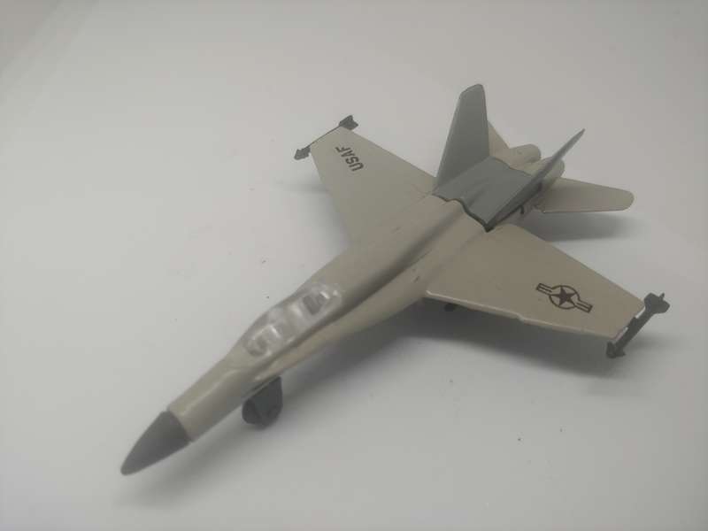 A204 F13 HORNET