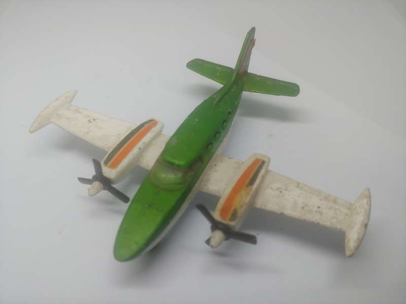 MATCHBOX CESSNA 402