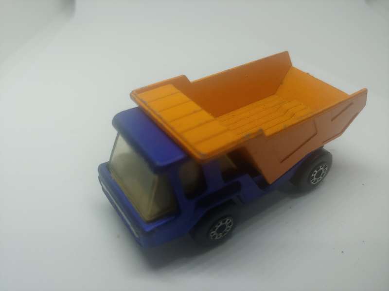 MATCHBOX ATLAS 1975 TIPPER