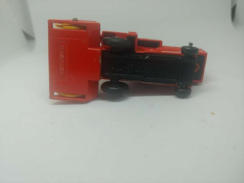 MATCHBOX COMBINE HARVESTER 1977 CONDITION AS IN PHOTOS