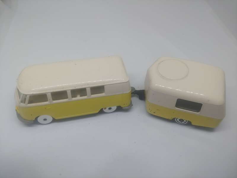 MAJORETTE VW T1  AND CARAVAN