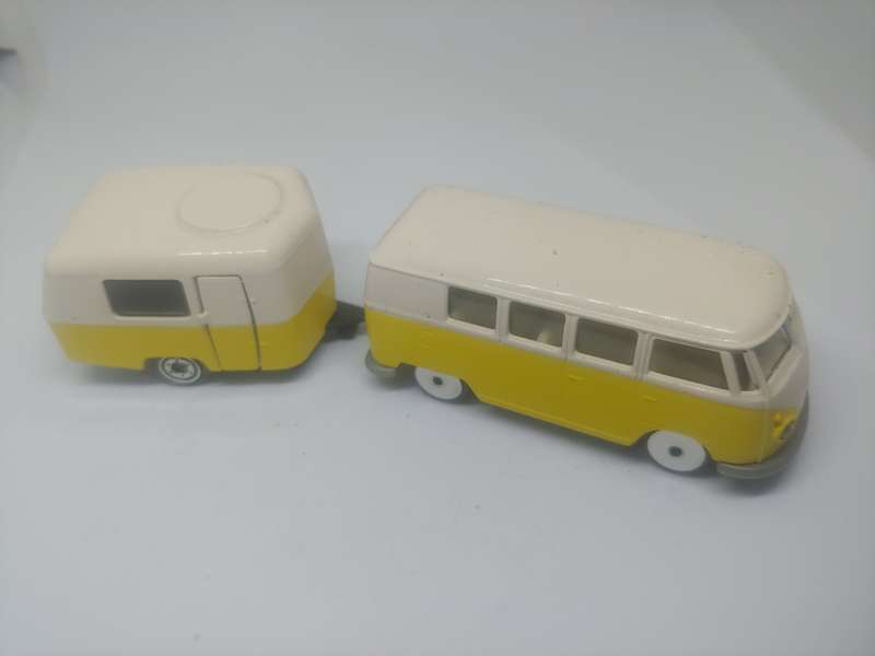 MAJORETTE VW T1  AND CARAVAN