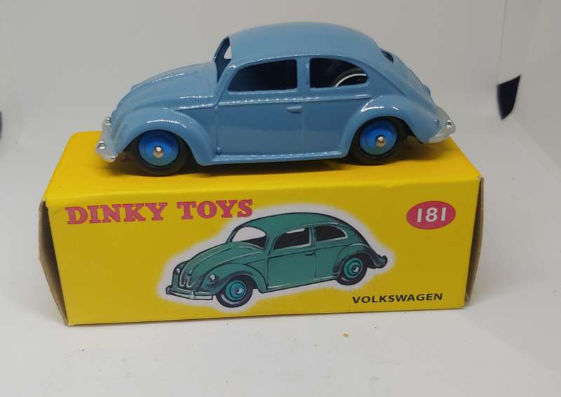 VW BEETLE DINKY TOYS AS PER PHOTOS IN BOX