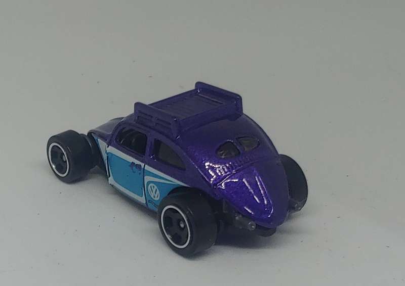 HOT WHEELS CUSTOM VW BEETLE 1/64