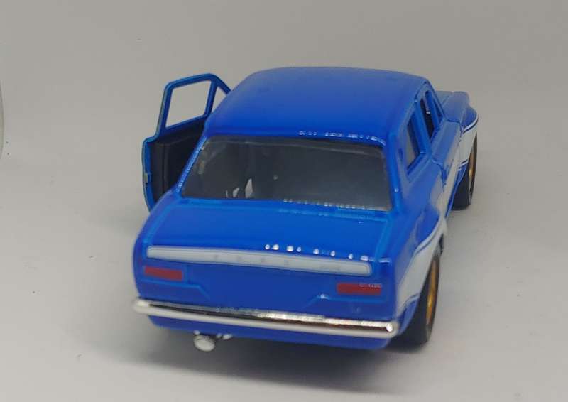 1974 FORD ESCOURT 1/43 JADA TOYS