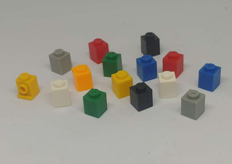 LEGO COMPATABLE BLOCKS 15 1X1 BASIC BLOCKS