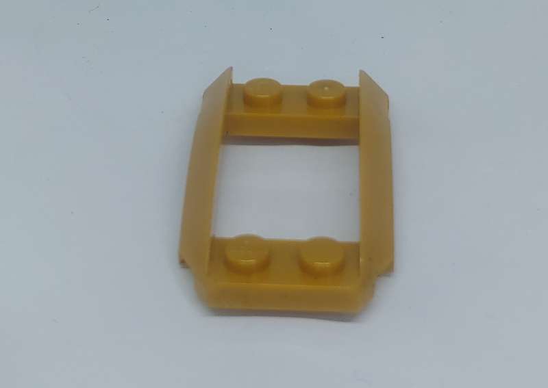 ORIGINAL NINJAGO LEGO 4626361 PLATE 2X4X1 1/3 W. SIDE BOW GOLD