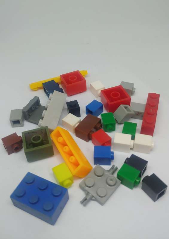 LEGO COMPATABE BLOCKS/BRICKS