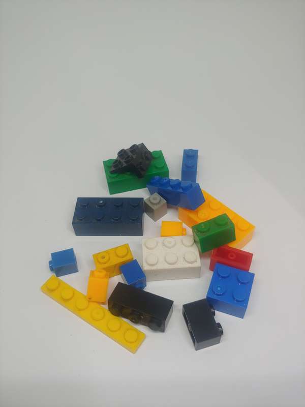 LEGO COMPATABE BLOCKS/BRICKS