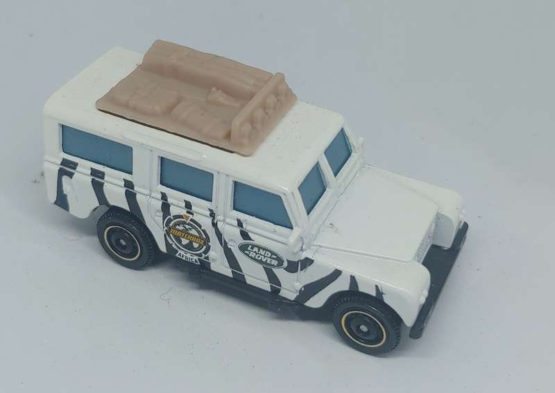 MATCHBOX LAND ROVER GEN 2 SAFARI 1/64