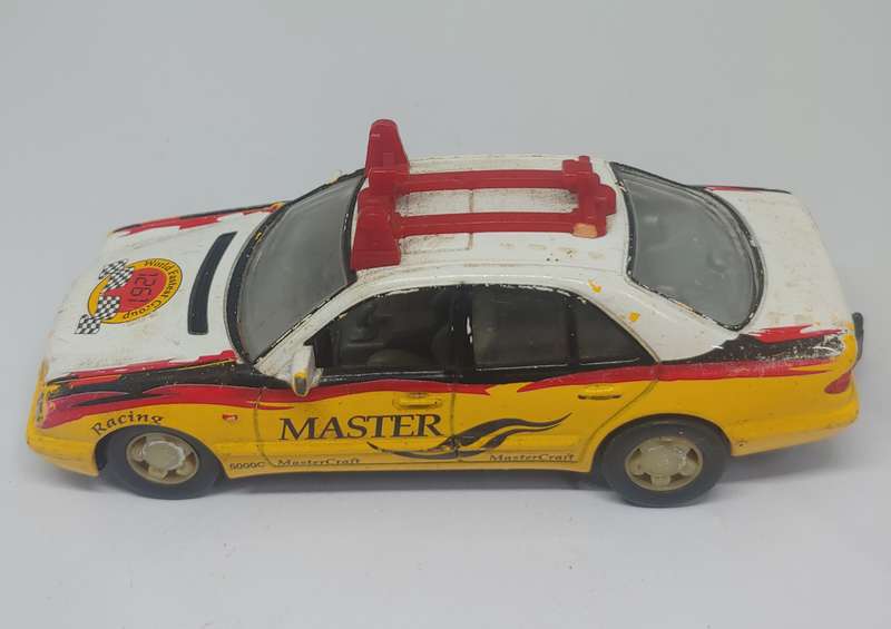 REAL TOY MERCEDES 1/48