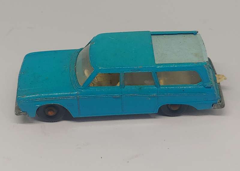 MATCHBOX STUDEBAKER LARK WAGONAIRE
