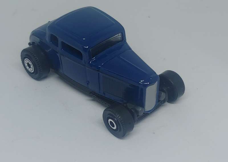 MATCHBOX 1932 FORD COUPE MODEL B 1/64