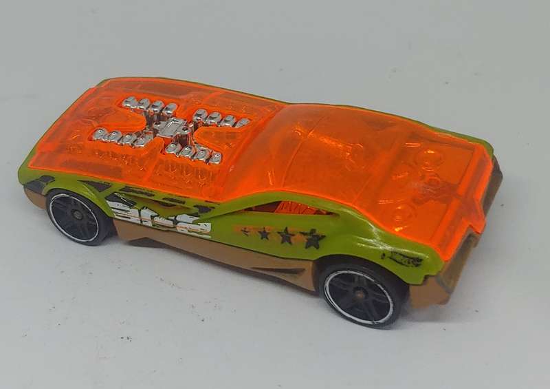 HOTWHEELS BYE FOCAL  1/64