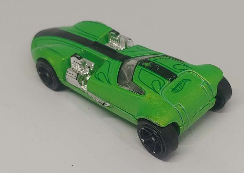 HOT WHEELS TWIN MILL 1/64