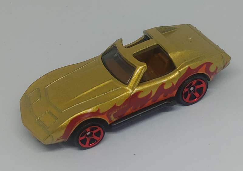 MATCHBOX CHEVROLETE CORVETTE  1/64