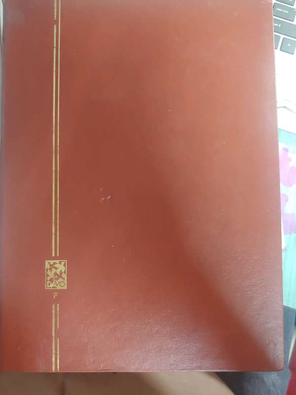 A4 DAVA ALBUM 16/32 PAGE MIXED WORLD NOT CHECKED SOME GREAT STAMPS