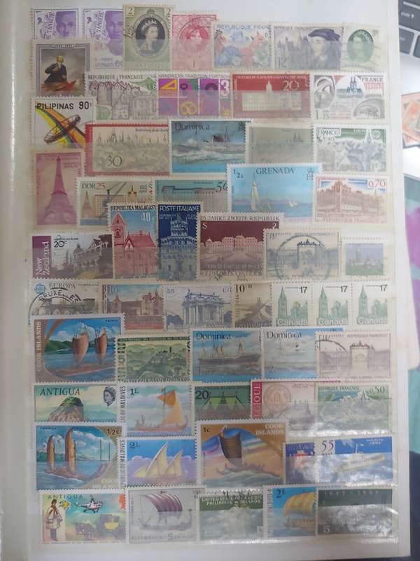 A4 DAVA ALBUM 16/32 PAGE MIXED WORLD NOT CHECKED SOME GREAT STAMPS
