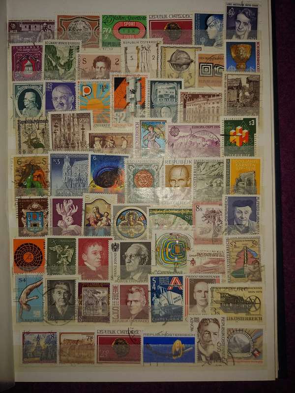 USED A4 STOCKBOOK 11/22 PAGES LOADED WITH WORLD STAMPS GOOD VALUE