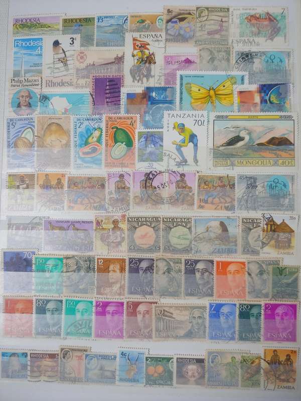 USED A4 LIGHTHOUSE STOCKBOOK LOADED WITH WORLD STAMPS 16/32 PAGES