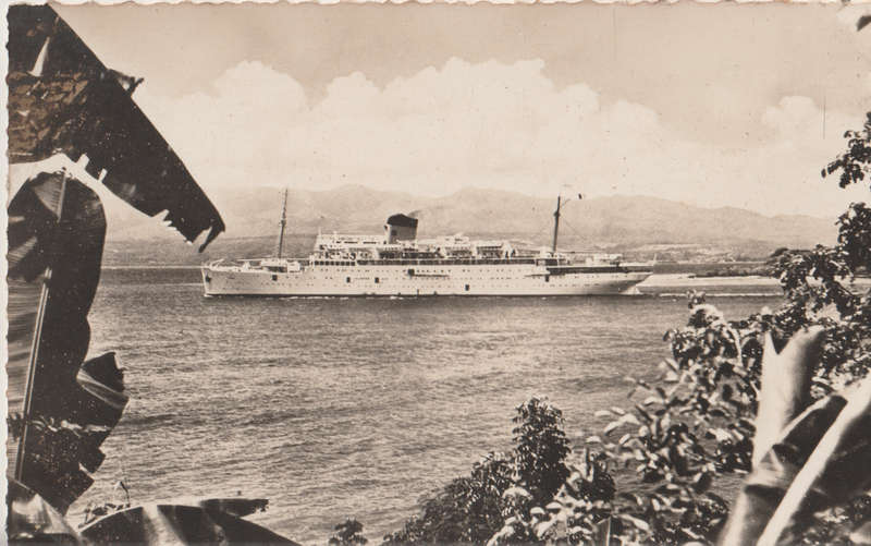 SHIPS OF THE WORLD POST CARDS COLOMBIE