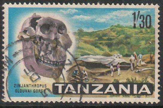 TANZANIA 1965 Local Motives  ULH SG 137