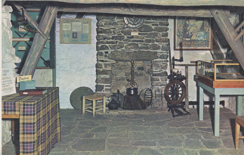 MINT POST CARD