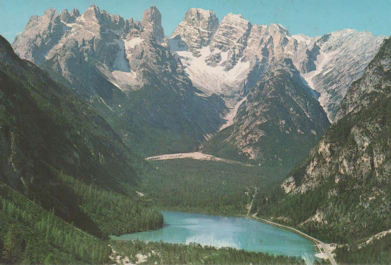 MINT POST CARD