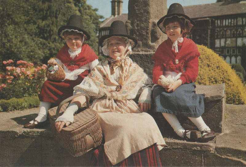 MINT POST CARD
