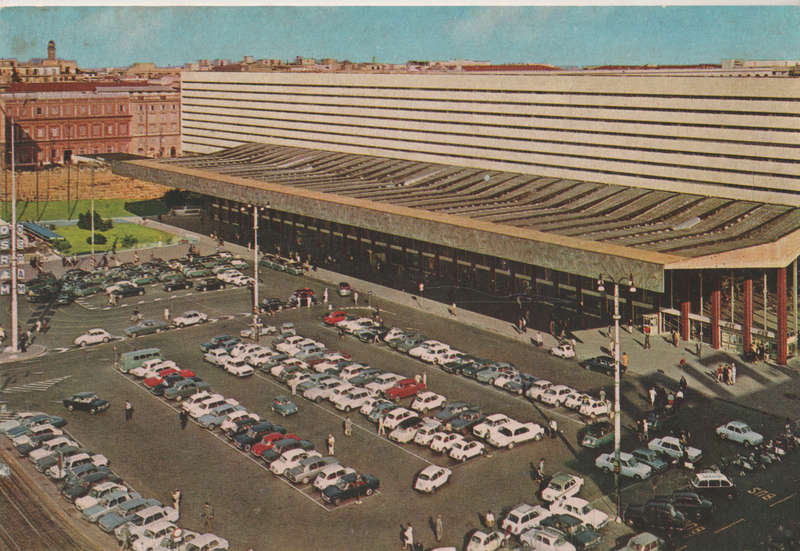MINT POST CARD