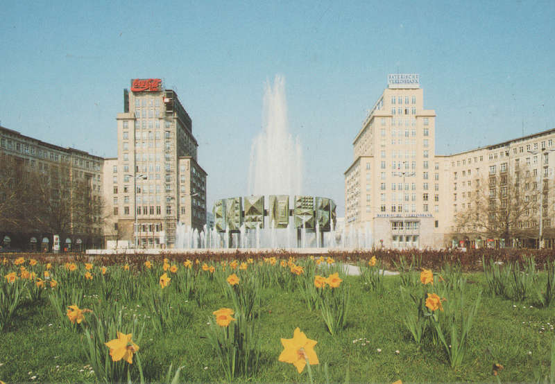 MINT POST CARD