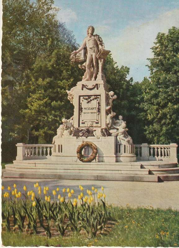 MINT POST CARD